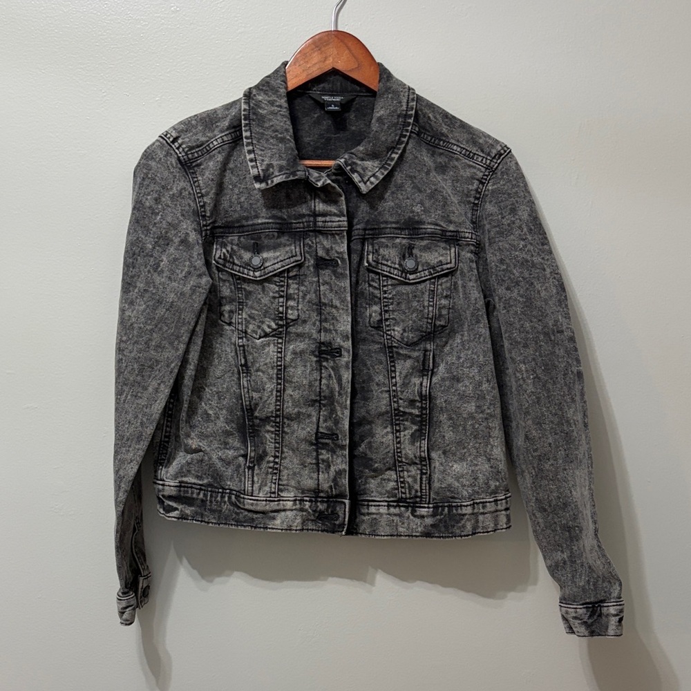 Simply Vera Vera Wang Gray Acid-Wash Denim Jacket